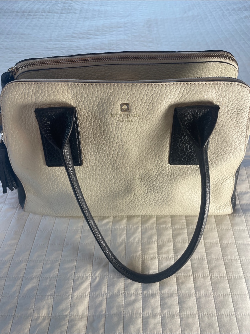 kate spade Cream and Black Pebbled Leather Shoulder Bag